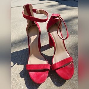2 for $10 Red block heels size 10